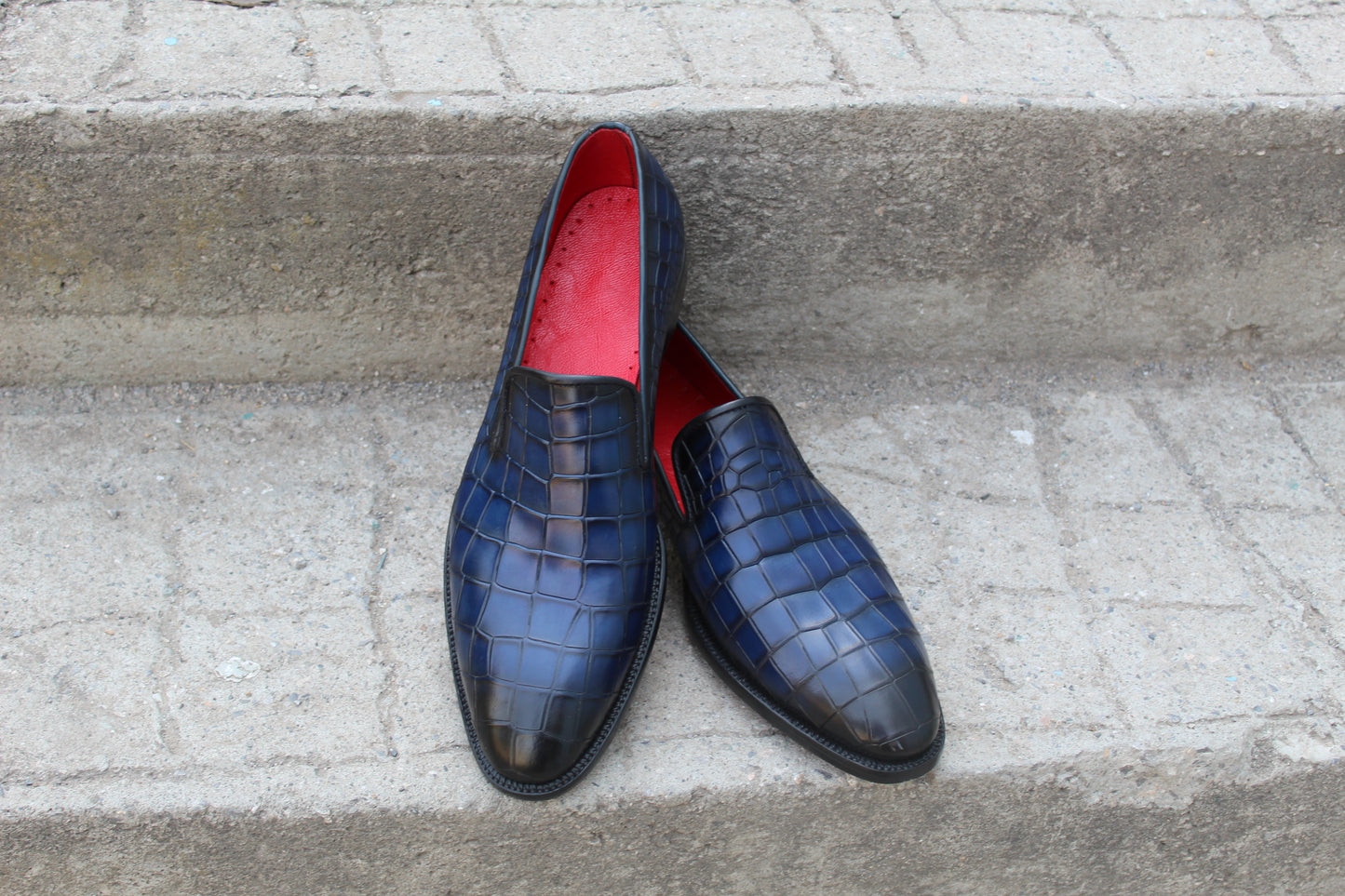 Handmade Men's Blue Crocodile Texture Leather Slip On Loafer Moccasin Shoes