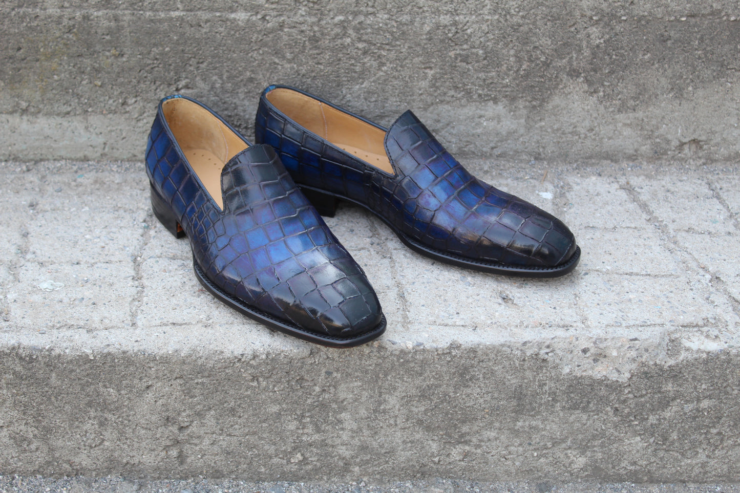 Handmade Men's Blue Crocodile Texture Leather Slip On Loafer Moccasin Shoes