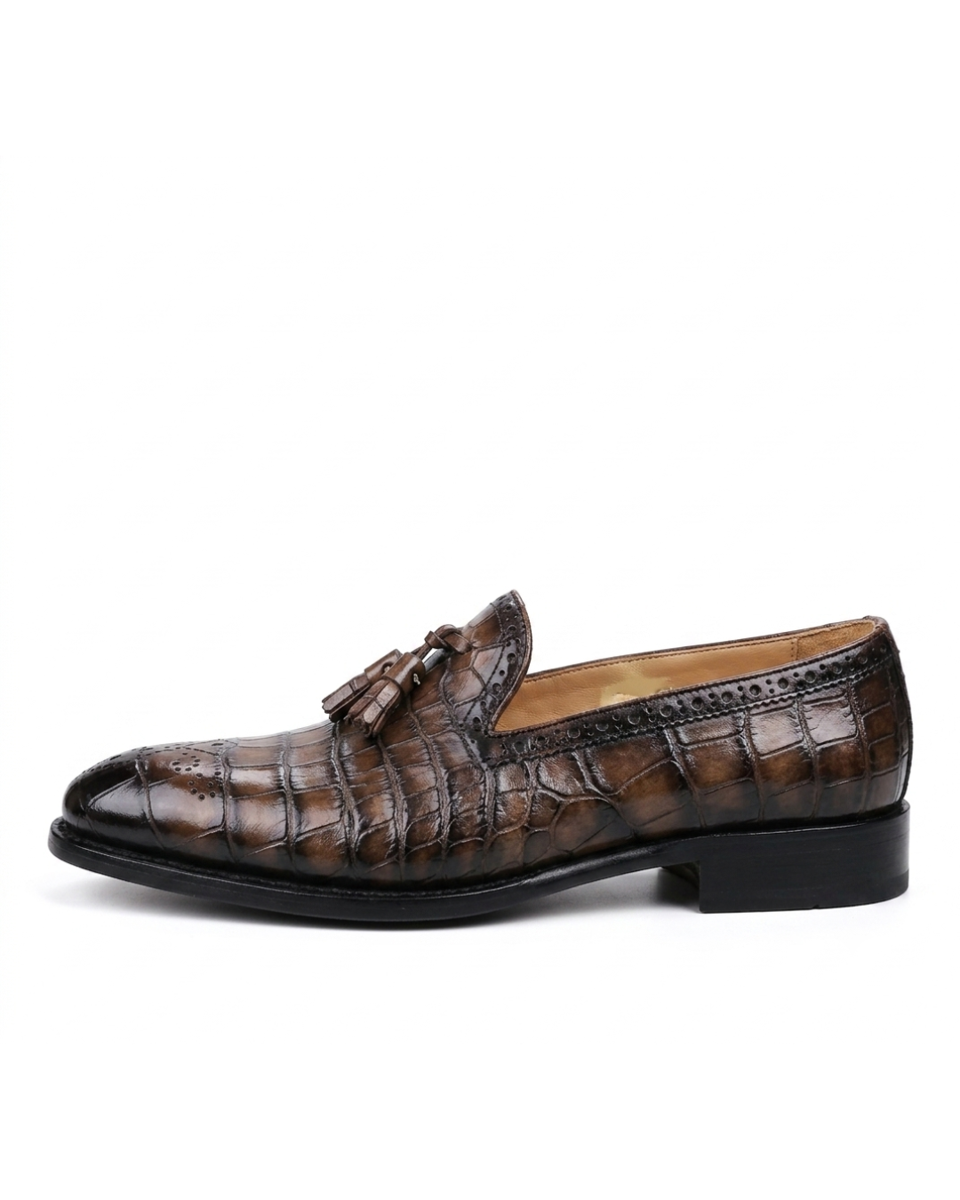 Handmade men's Le Moccasin Croco Patiné leather loafers with crocodile texture